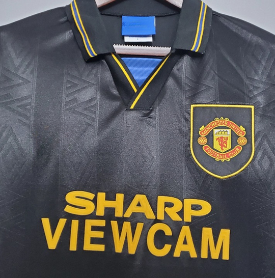 MANCHESTER UNITED 1994 - 1995 UDEBANETRØJE