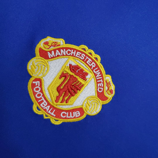 MANCHESTER UNITED 1985 - 1986 UDEBANE TRØJE